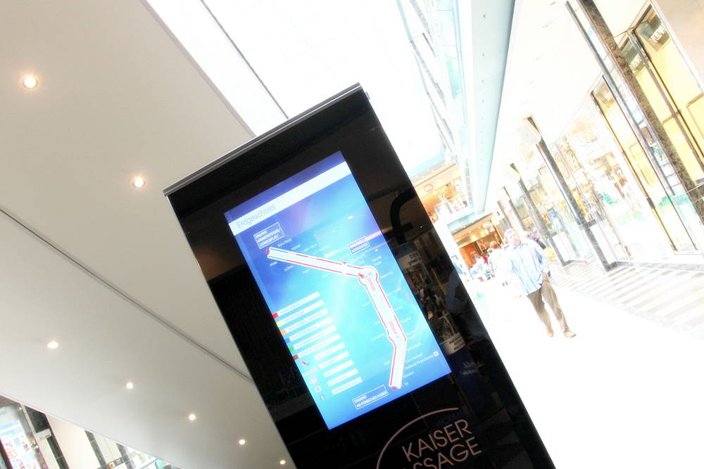 digital-signage-stele